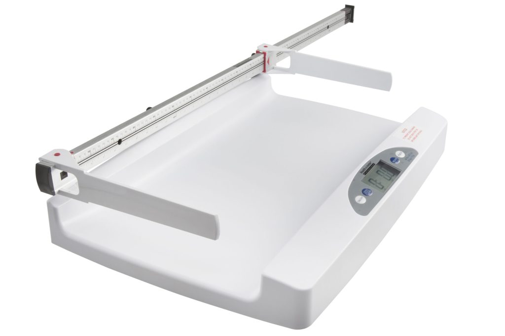 BÁSCULA PEDIÁTRICA DIGITAL CON BANDEJA EXTRA AMPLIA